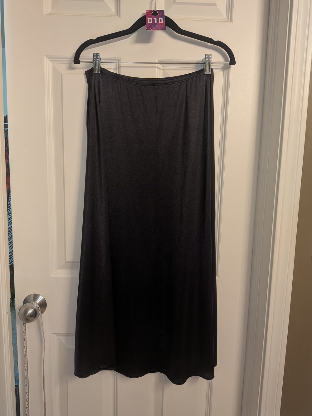 Black Women's Maxi Slip Skirt - Classic Pull-On Style